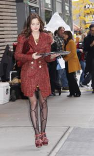 Leighton Meester feet photo thumbnail