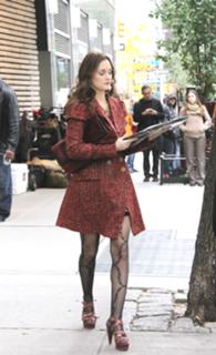Leighton Meester feet photo thumbnail