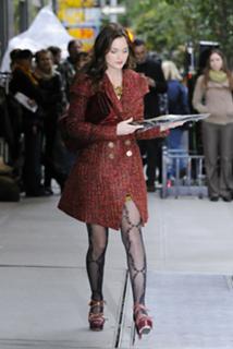 Leighton Meester feet photo thumbnail