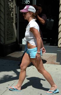 Britney Spears feet photo thumbnail