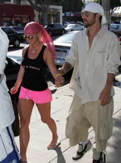 Britney Spears feet photo thumbnail