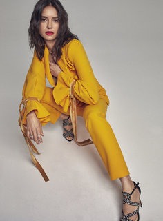 Nina Dobrev feet photo thumbnail