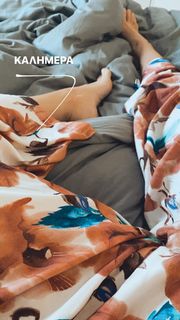 Athina Oikonomakou feet photo thumbnail