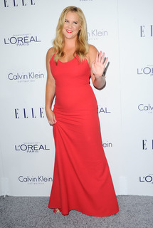 Amy Schumer feet photo thumbnail