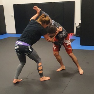 Miesha Tate feet photo thumbnail