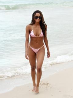 Ciara feet photo thumbnail