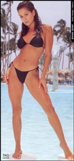 Brooke Burke feet photo thumbnail