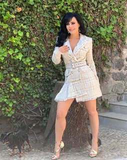 Maribel Guardia feet photo thumbnail