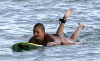 Cameron Diaz feet photo thumbnail