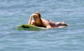 Cameron Diaz feet photo thumbnail