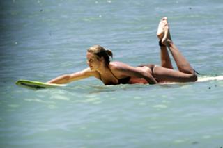 Cameron Diaz feet photo thumbnail
