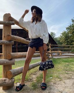 Natalia Siwiec feet photo thumbnail