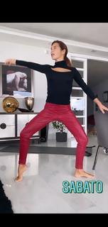 Veronica Maya feet photo thumbnail
