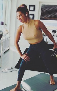 Veronica Maya feet photo thumbnail