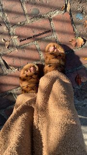 Chantel Jeffries feet photo thumbnail