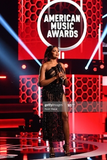 Taraji P. Henson feet photo thumbnail
