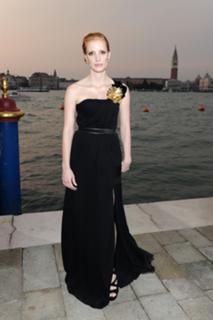 Jessica Chastain feet photo thumbnail