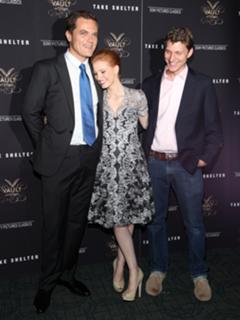 Jessica Chastain feet photo thumbnail
