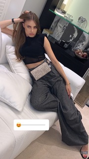 Xenia Tchoumitcheva feet photo thumbnail