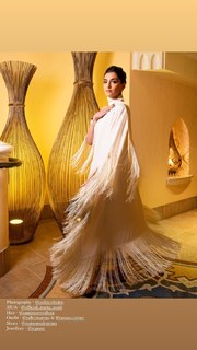 Sonam Kapoor feet photo thumbnail