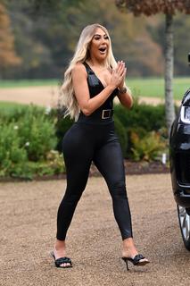 Chloe Ferry feet photo thumbnail
