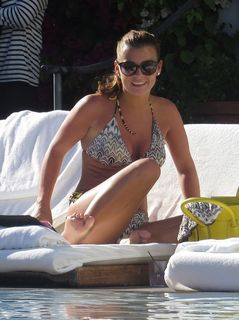 Coleen Rooney feet photo thumbnail