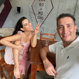 Claudia Lizaldi feet photo thumbnail