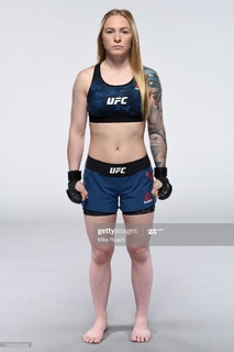 Kay Hansen feet photo thumbnail