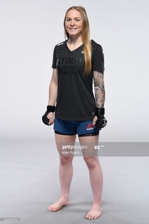 Kay Hansen feet photo thumbnail