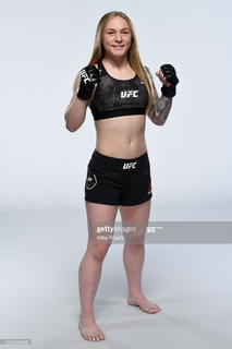 Kay Hansen feet photo thumbnail