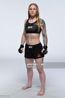 Kay Hansen feet photo thumbnail