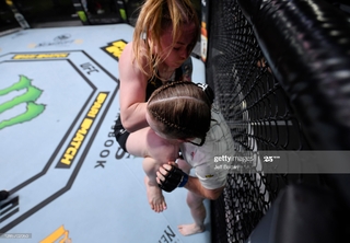 Kay Hansen feet photo thumbnail
