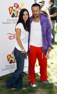 Courteney Cox feet photo thumbnail