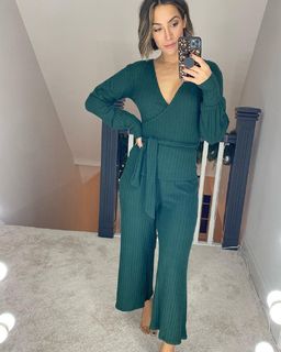 Frankie Bridge feet photo thumbnail