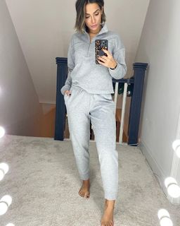 Frankie Bridge feet photo thumbnail