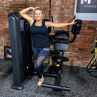 Kerry Katona feet photo thumbnail