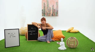 Mary Synatsaki feet photo thumbnail
