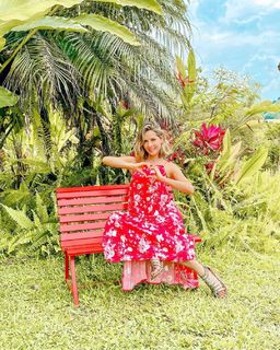 Carmen Villalobos feet photo thumbnail