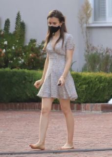 Lily Collins feet photo thumbnail