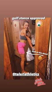 Emily Osment feet photo thumbnail