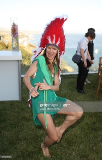 Juliette Lewis feet photo thumbnail