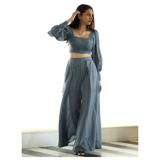 Aditi Rao Hydari feet photo thumbnail