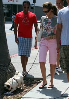 Jessica Alba feet photo thumbnail