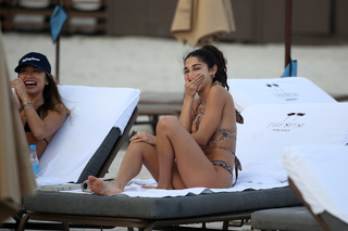 Chantel Jeffries feet photo thumbnail
