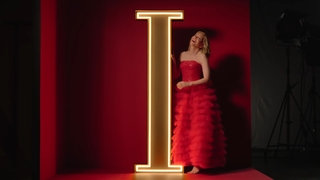 Cate Blanchett feet photo thumbnail