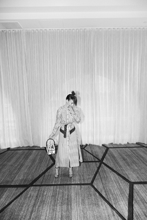 Lily Collins feet photo thumbnail
