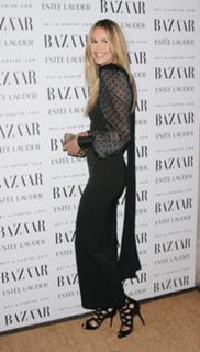 Elle Macpherson feet photo thumbnail