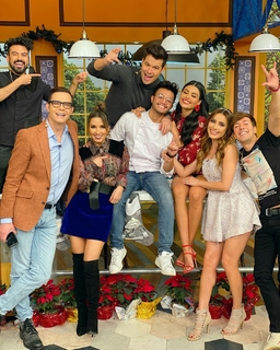 Cynthia Rodríguez feet photo thumbnail
