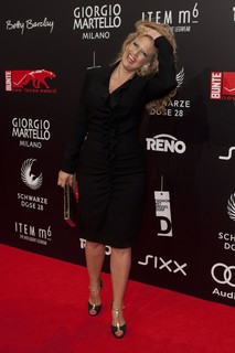 Barbara Schöneberger feet photo thumbnail
