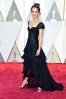 Alicia Vikander feet photo thumbnail